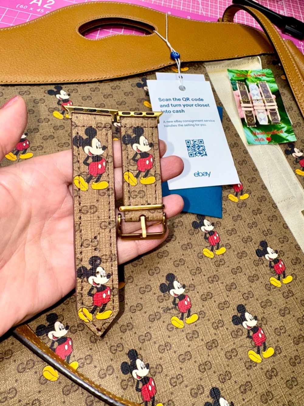 ❤️ GG Disney Apple Watch band Handmade ♻️ Custom made-by-order! - Picture 2 of 15